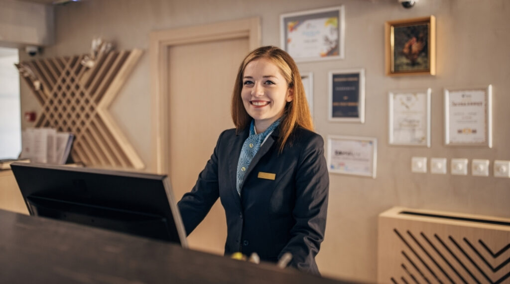 Receptionist