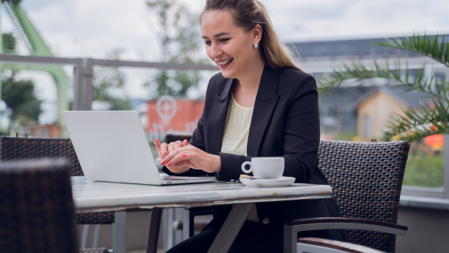 How to Become a Virtual Assistant: A complete Career Guide